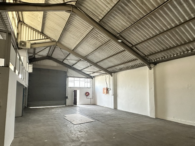 To Let Commercial Property for Rent in Ottery Western Cape